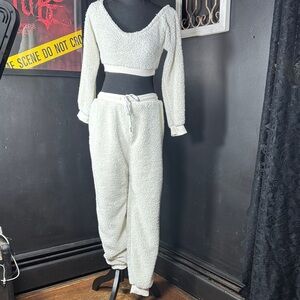 Fashion nova fleece set lg